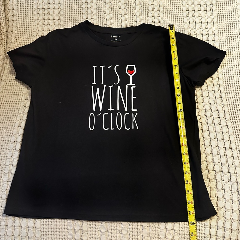 Black Graphic T